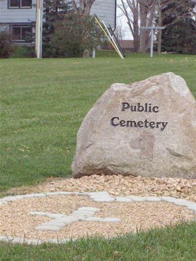 Winsted Public Cemetery on Sysoon