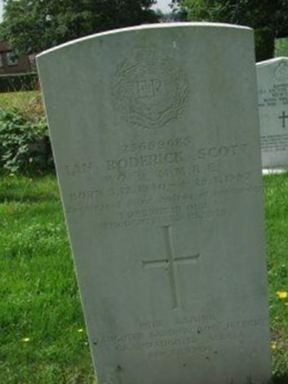 WO Ian Roderick Scott on Sysoon