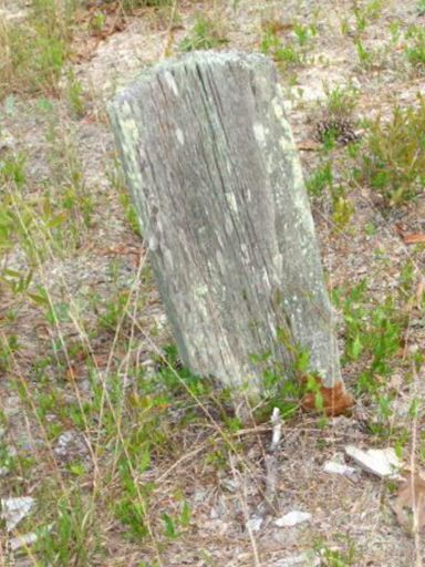 Wooden Marker Four Unknown on Sysoon