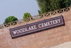 Woodlake District Cemetery on Sysoon