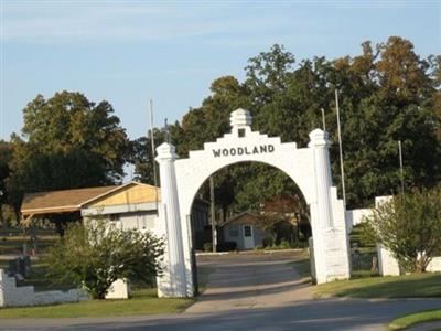 Woodland Memorial Park Cemetery on Sysoon