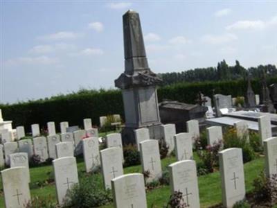 Wormhoudt Communal Cemetery on Sysoon