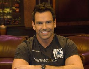 Chad Brown (1961-2014) *52, Grave #86212902 - Sysoon