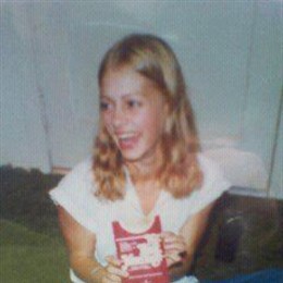Lori R Emr-Knowles