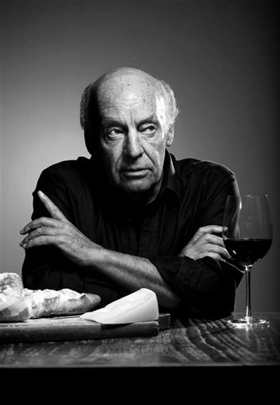 Eduardo Hughes Galeano on Sysoon
